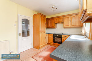 Kitchen- click for photo gallery